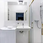 아파트 Urbannest_walicow *